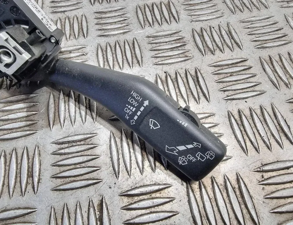 VOLKSWAGEN Golf 5 generation (2003-2009) Управление стеклоочистителями 20351473415607,1K0953519H 33503628