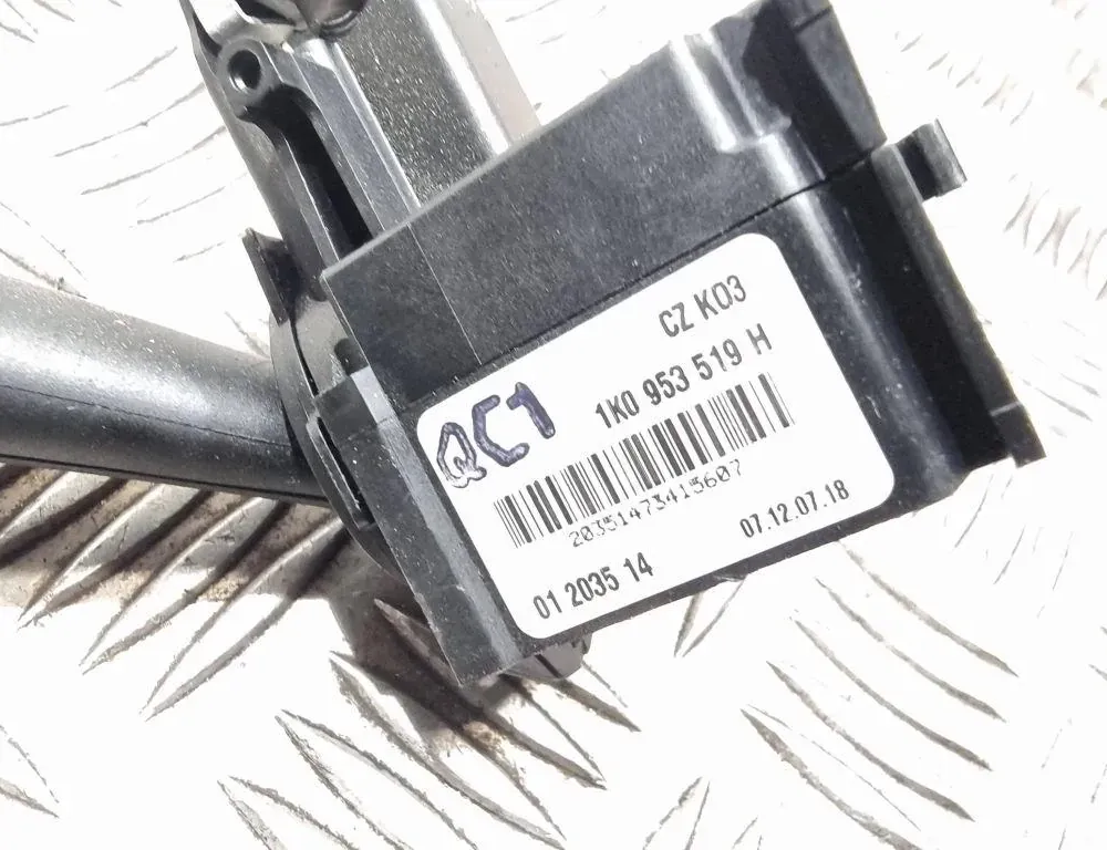 VOLKSWAGEN Golf 5 generation (2003-2009) Управление стеклоочистителями 20351473415607,1K0953519H 33503628