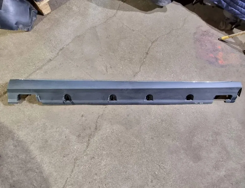 MERCEDES-BENZ M-Class W166 (2011-2015) Права пластикова облицювальна панель порогу A1666900440,1666980227 33534185