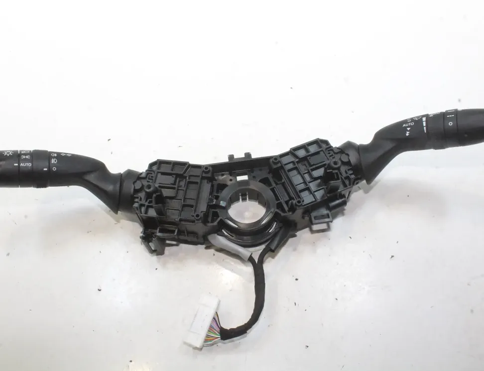 TOYOTA Yaris 4 generation (2020-2023) Індикатор Перемикач склоочисника 02D7017J910 33554848