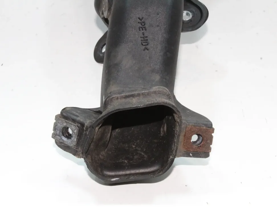 TOYOTA Yaris 4 generation (2020-2023) ДЕТАЛЬ (ДЕТАЛИ) КАНАЛА ЗАБОРА ВОЗДУХА 47792-52010 34852909