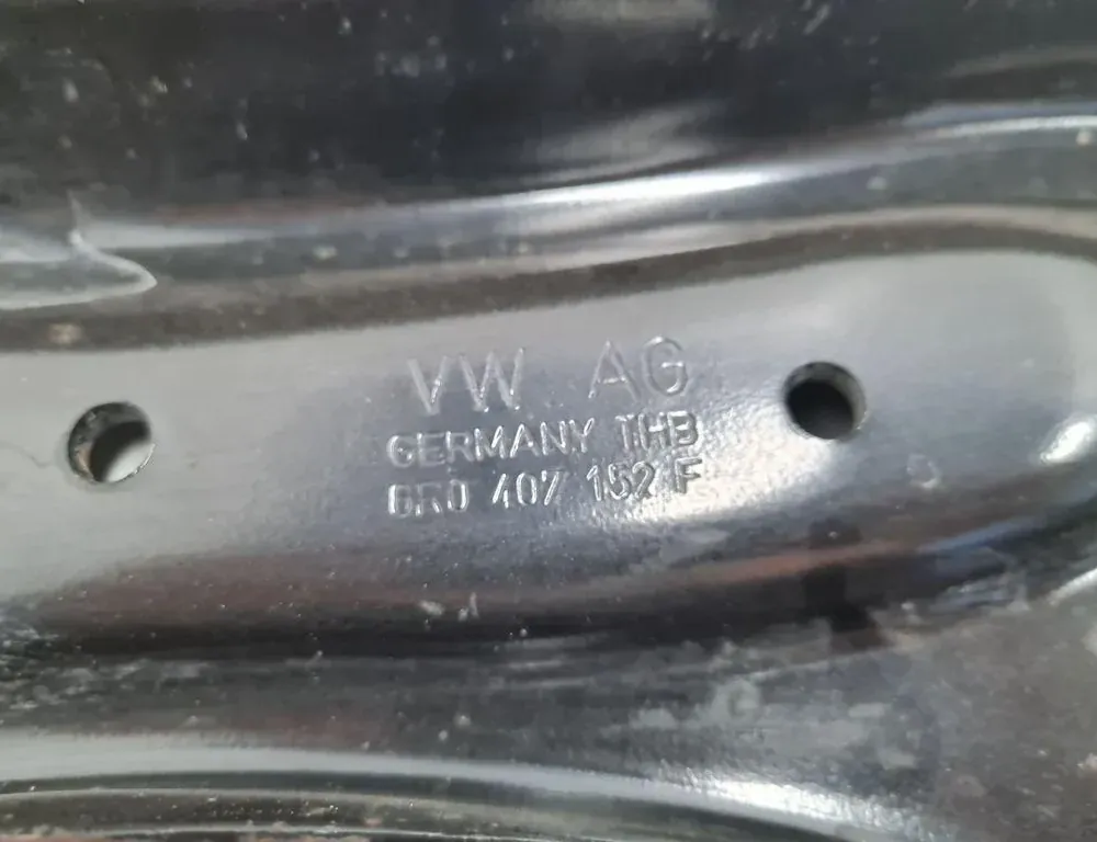 SEAT Ibiza 4 generation (2008-2017) Передний рычаг 6R0407152F 33275535