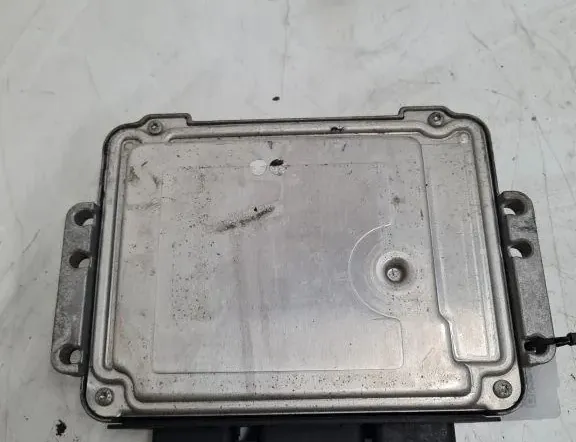 CITROËN Xsara 1 generation (1997-2004) Блок управления двигателем 0281011633 33283264