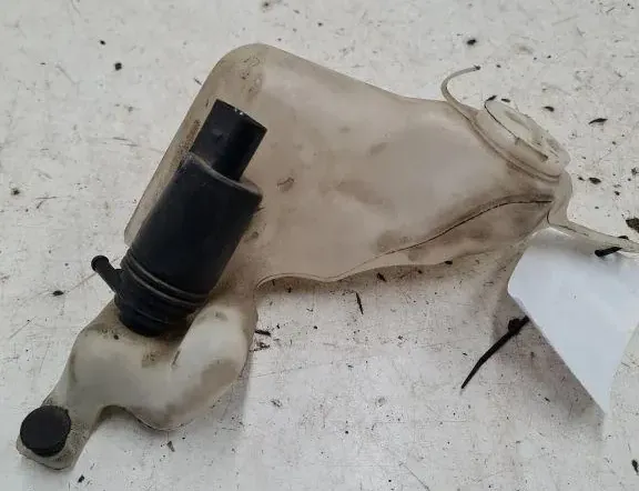 BMW 5 Series E39 (1995-2004) Бачок мийки скла 8361443 33284533