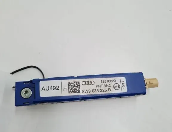 AUDI A4 B9/8W (2015-2024) Антенный модуль 8W9035225B 33389459