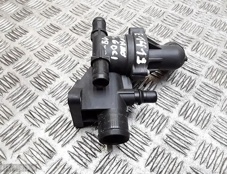 OPEL Vivaro B (2014-2019) Термостат 110615482r 28611585