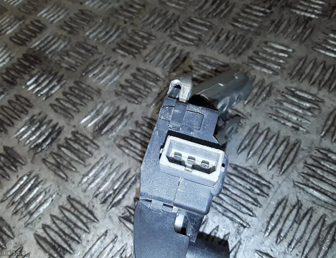 FIAT Ducato 3 generation (2006-2024) Замок багажника 4F5827505 33532842