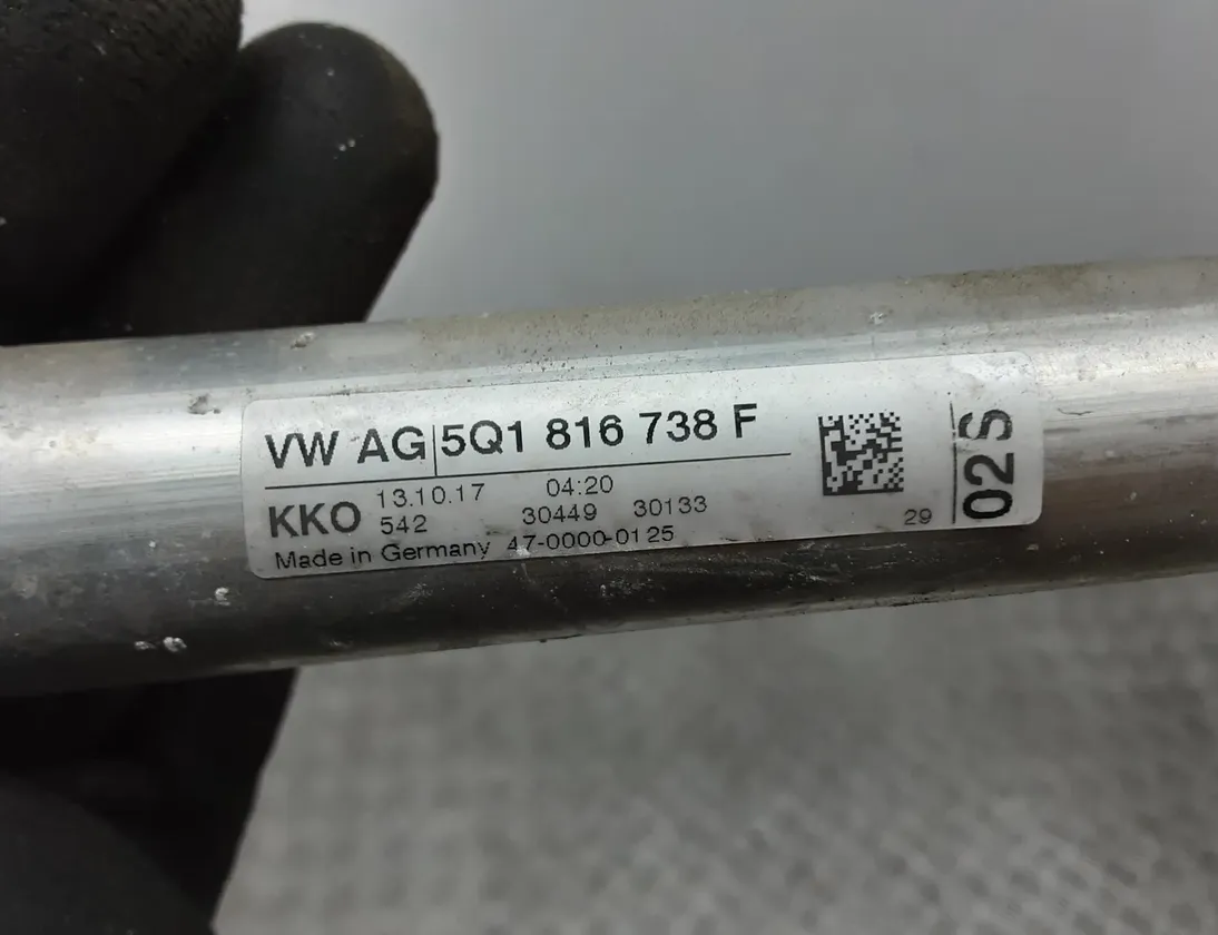 SEAT Leon 3 generation (2012-2020) Трубки кондиционера 5Q1816738F 33150322