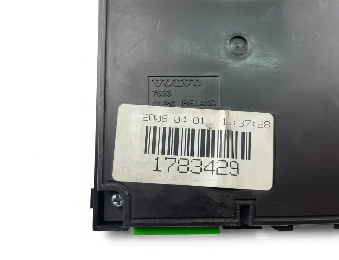 VOLVO V50 1 generation (2003-2012) Информационный дисплей 7923 33204223