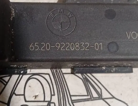 BMW 7 Series F01/F02 (2008-2015) Антенна бесключевого доступа 9220832 33170933