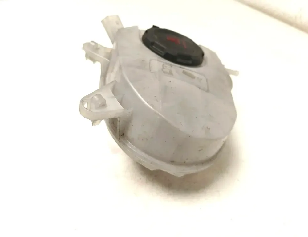 VOLKSWAGEN Golf 8 generation (2019-2023) Розширювальний бак 5WA121407F 33508746