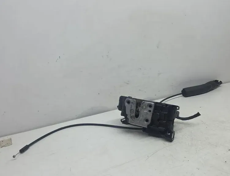 RENAULT Megane 3 generation (2008-2020) Замок передней левой двери 28T09 33403044