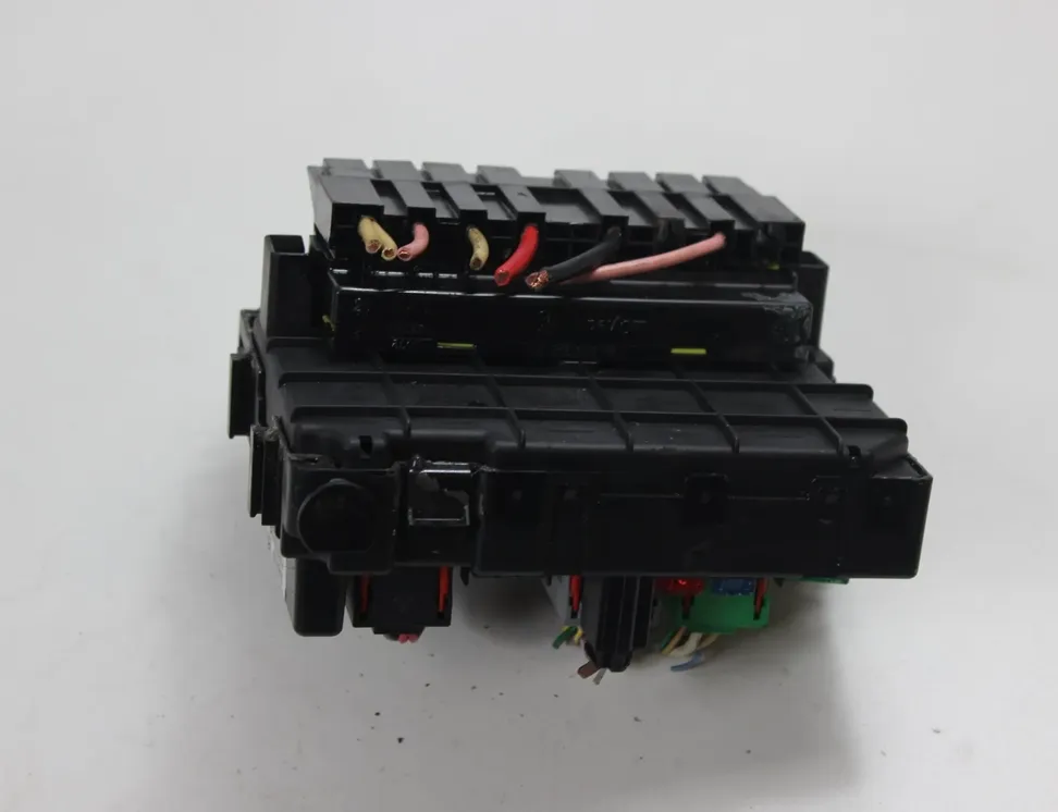 PEUGEOT 307 1 generation (2001-2008) Блок плавких запобіжників 9646405280 25313748