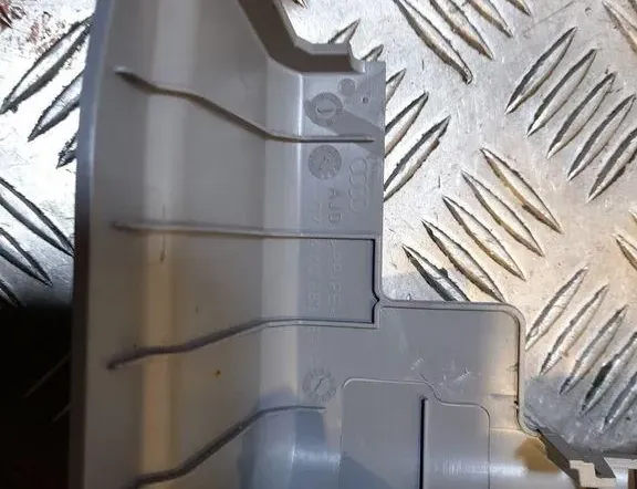 AUDI Q7 4L (2005-2015) Інші деталі обробки 4M0883690A 33419504