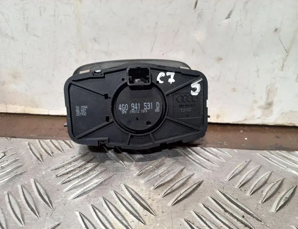 AUDI A6 C6/4F (2004-2011) Блок керування перемикачем фар 4G0941531D 33420420