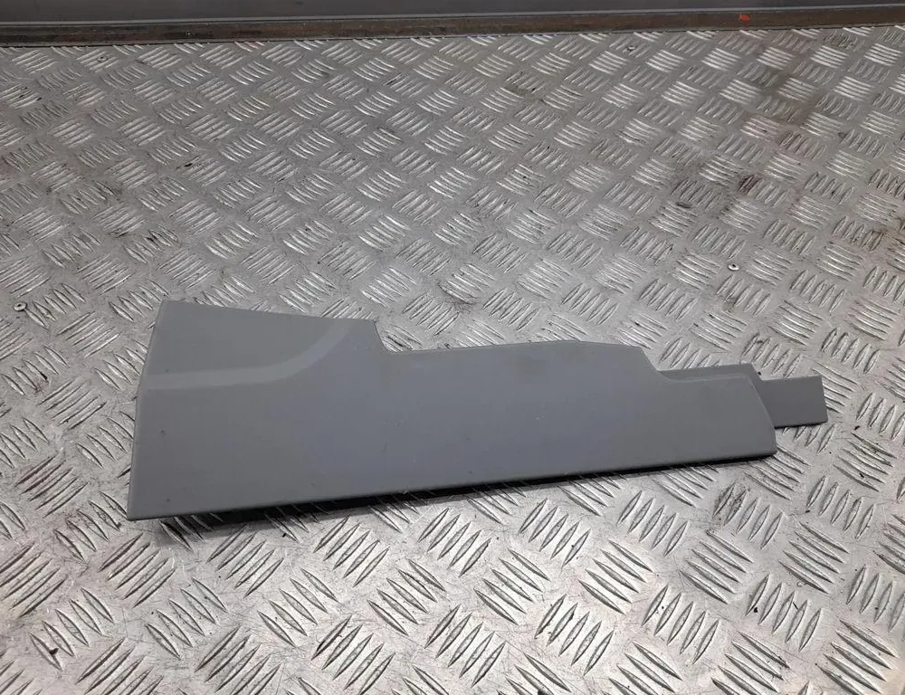 AUDI Q7 4L (2005-2015) Деталі обробки сидінь 4M0883685B 33425330