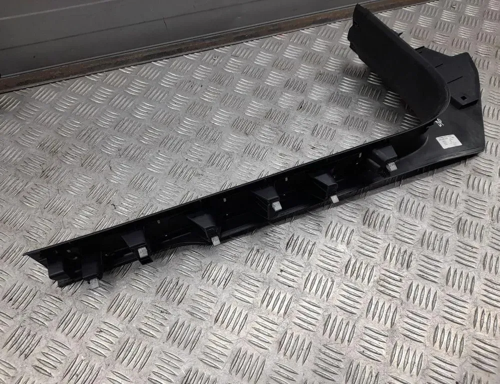 PORSCHE Panamera 970 (2009-2016) Обшивка переднього правого порога 970555518 33425373