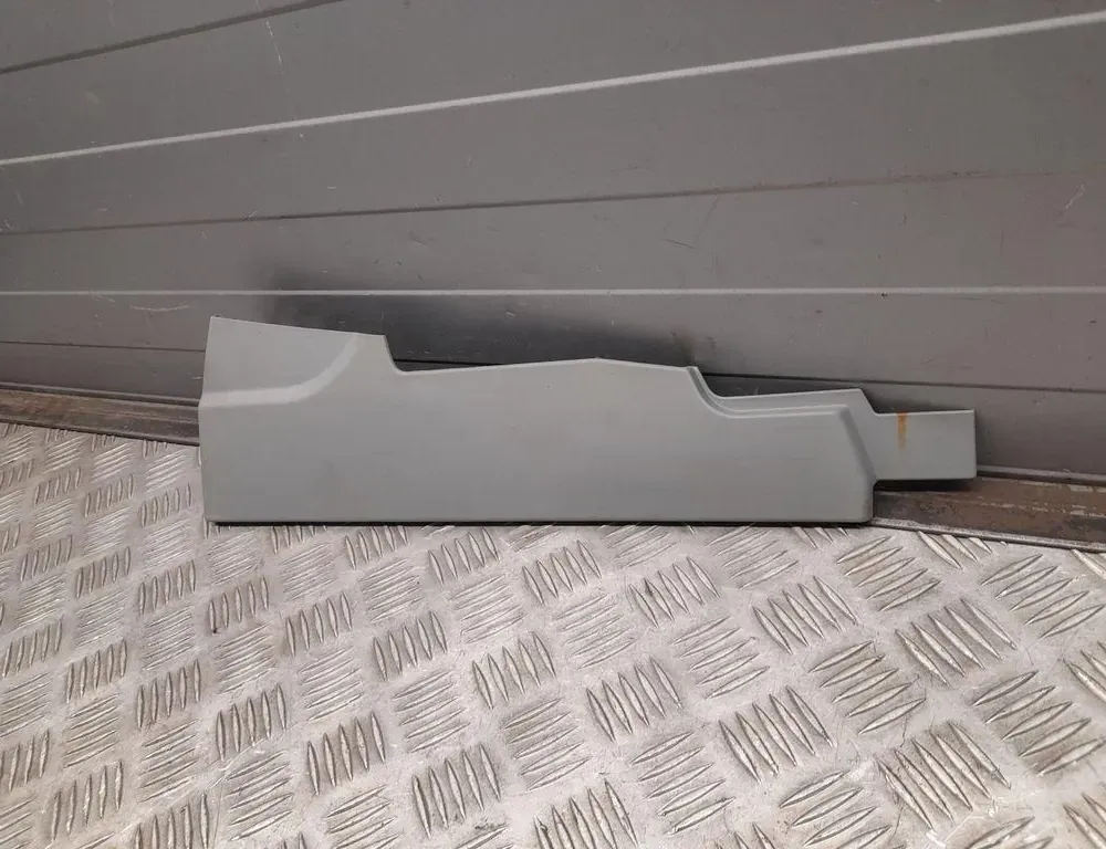 AUDI Q7 4L (2005-2015) Деталі обробки сидінь 4M0883685B 33431868