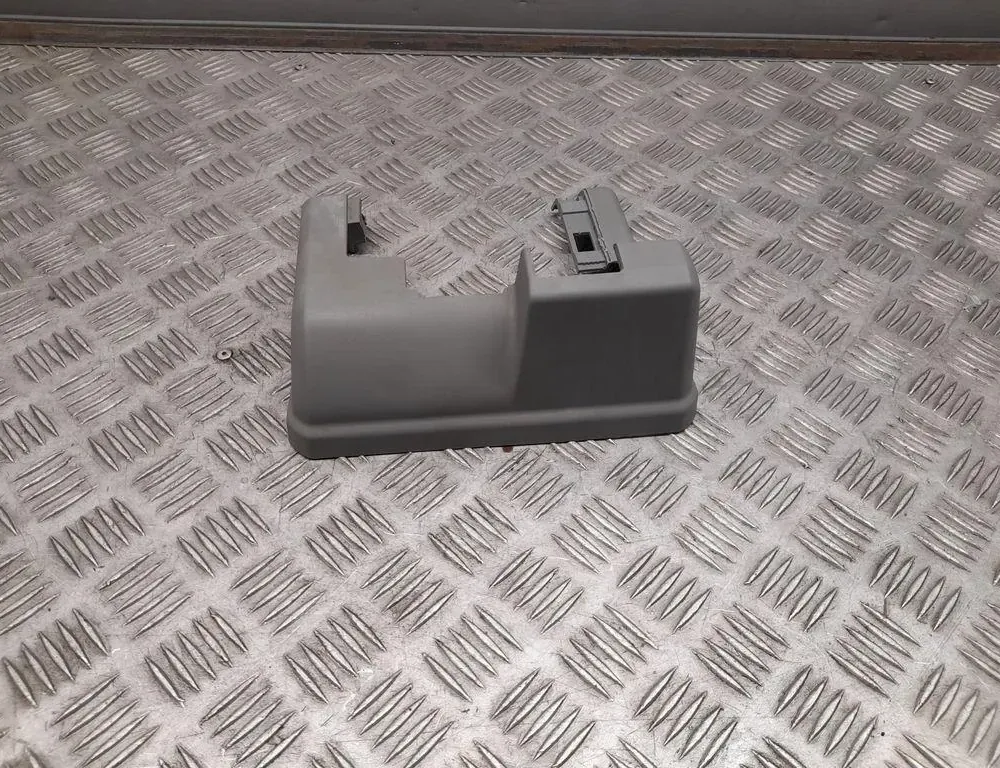 AUDI Q7 4L (2005-2015) Деталі обробки сидінь 4M0883689A 33431869