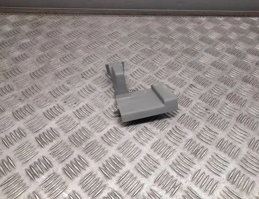 AUDI Q7 4L (2005-2015) Деталі обробки сидінь 4M0883690C 33431876