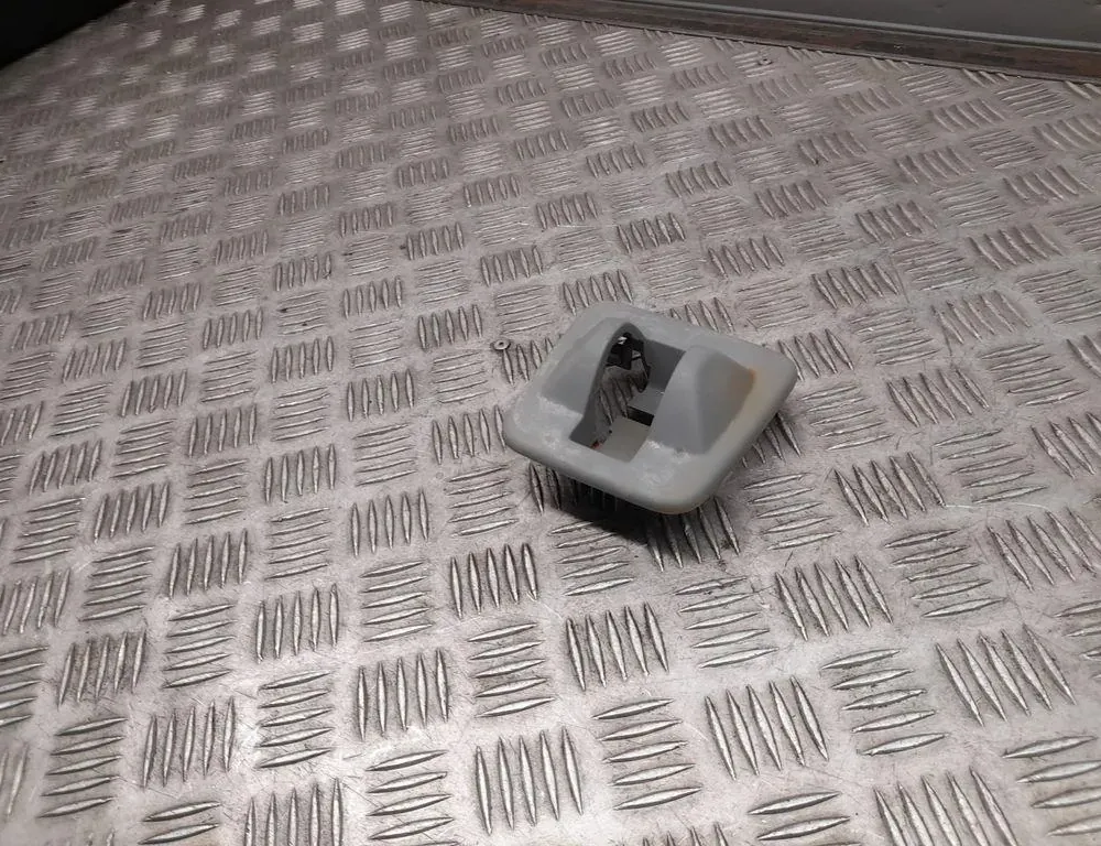 AUDI Q7 4L (2005-2015) Деталі обробки сидінь 4M0883687B 33431877