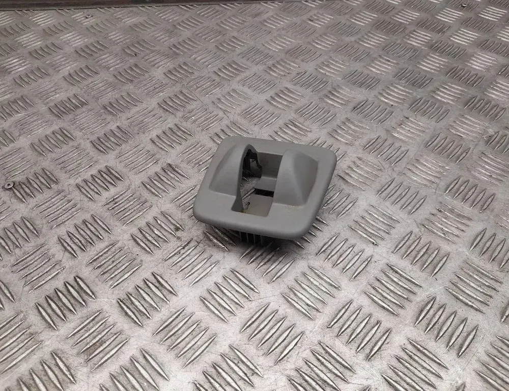 AUDI Q7 4L (2005-2015) Деталі обробки сидінь 33431879