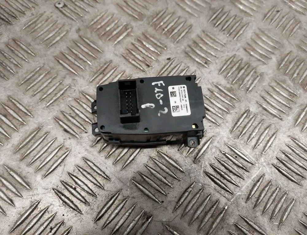 BMW 5 Series F10/F11 (2009-2017) Кнопка ручного гальма 9217594 33433940