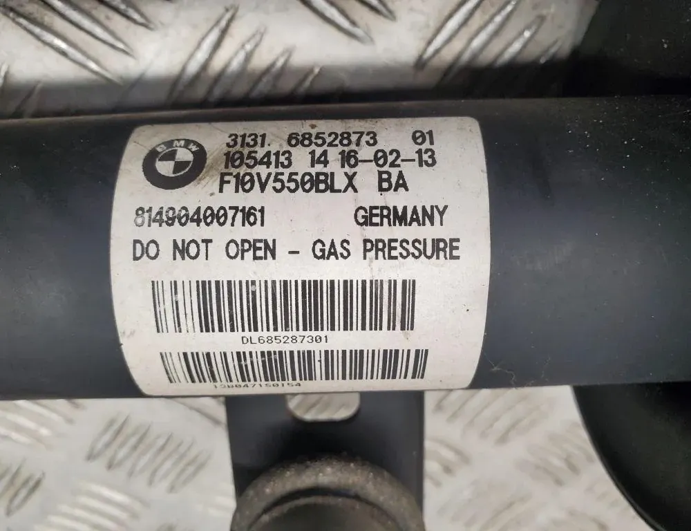 BMW 5 Series F10/F11 (2009-2017) Амортизатор передний правый 6852873 33439714