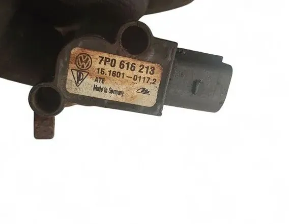 VOLKSWAGEN Touareg 2 generation (2010-2018) Передній правий датчик рівня 7P0616213 33461960