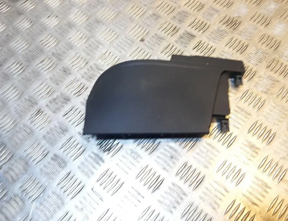 AUDI Q3 F3 (2018-2024) Обшивка задньої лівої стійки 8U0868605 33484794