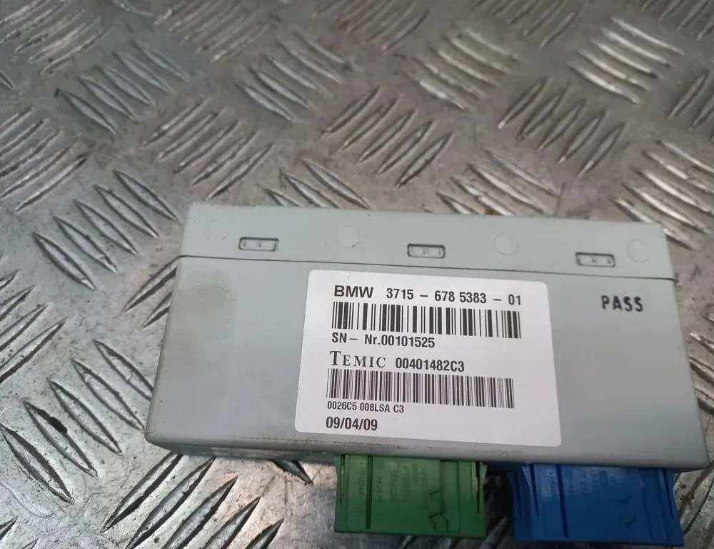 BMW X6 E71/E72 (2008-2012) Блок управления подвеской воздуха 3715678538301,6785383 33485910