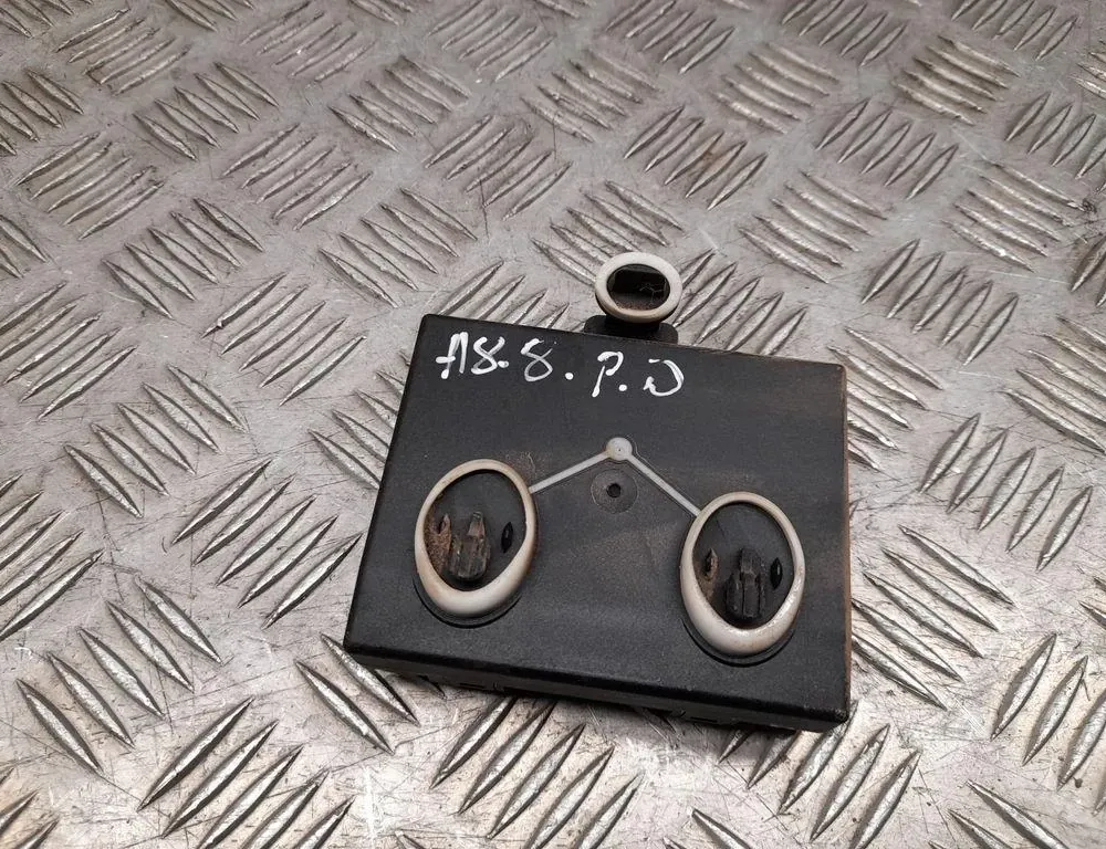 AUDI A8 D2/4D (1994-2002) Блок керування задніми правими дверима 4H0959792G 33486248