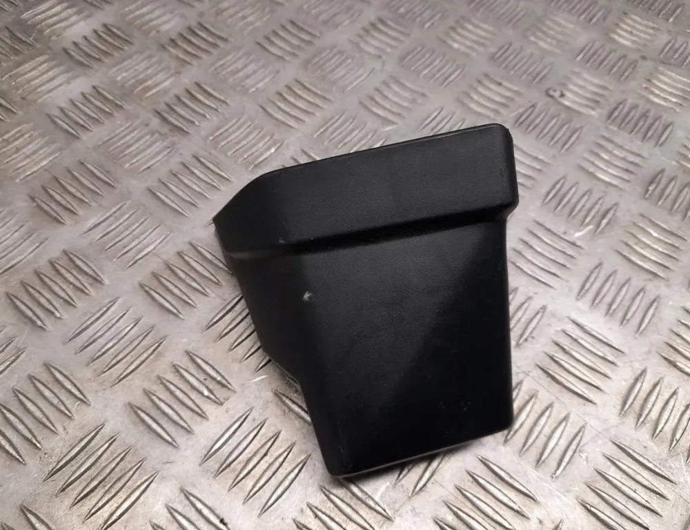 AUDI Q7 4M (2015-2024) Деталі обробки сидінь 4M0883687A 33486552