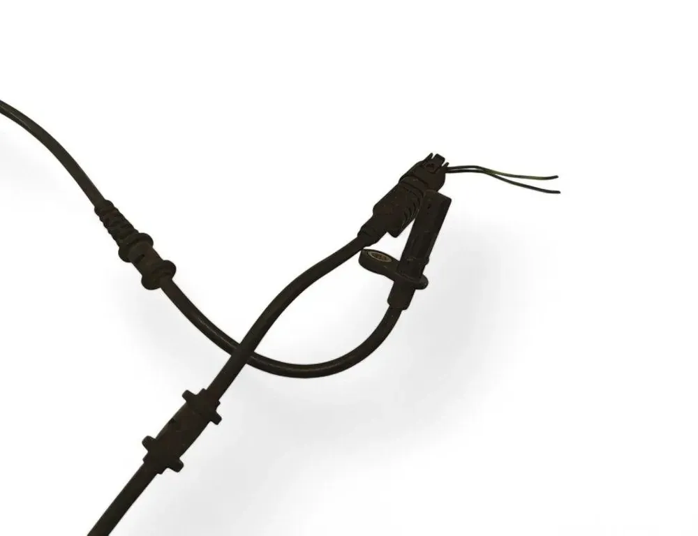 MERCEDES-BENZ GLA-Class X156 (2013-2020) Датчик АБС передний правый A2465402510 33490190