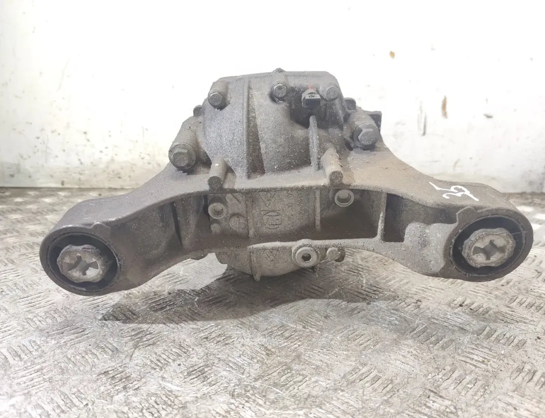 VOLKSWAGEN Touareg 2 generation (2010-2018) Задній диференціал 0BP525015H,AGT,4460310090 17485328
