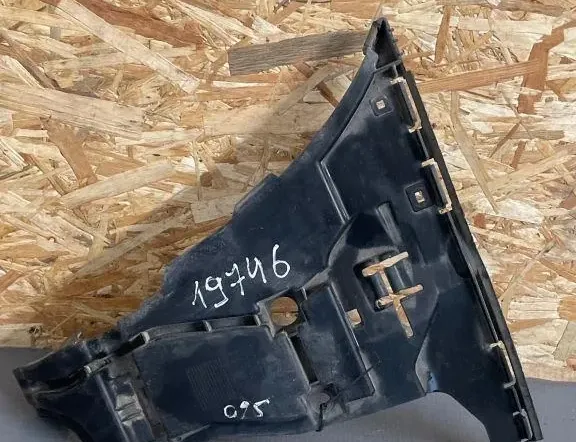 VOLVO S60 2 generation (2010-2020) Держатель бампера передний правый 08693182 33143428