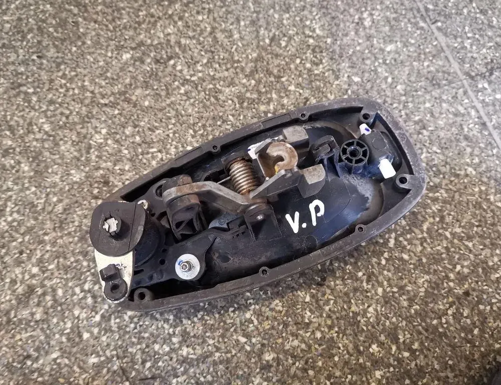 FIAT Doblo 2 generation (2009-2024) Наружная ручка боковых левых дверей 7355078600 33861839