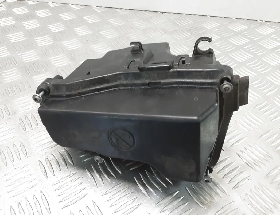 BMW 5 Series F10/F11 (2009-2017) Інші частини моторного відсіку 7638588,12907555155 28393570