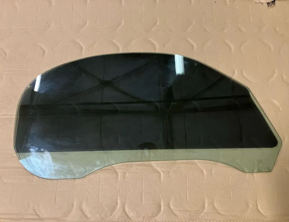 PORSCHE Boxster 987 (2004-2012) Стекло передней правой двери 33502804