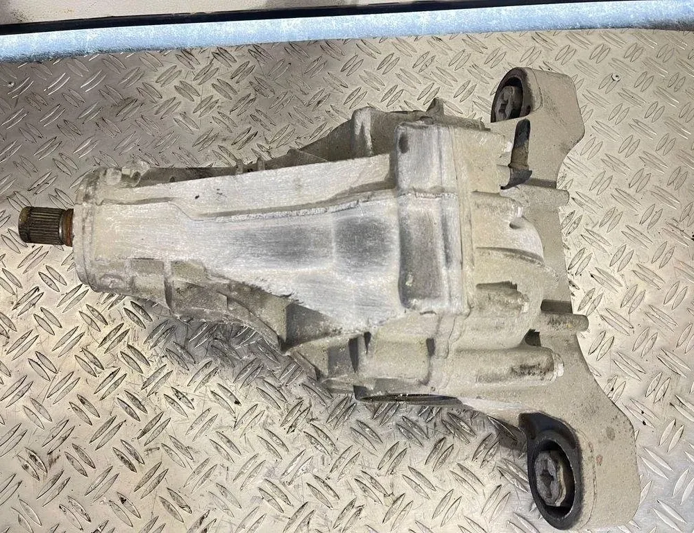 VOLKSWAGEN Touareg 2 generation (2010-2018) Задній диференціал MEX 31244074