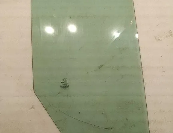 CITROËN Jumper 2 generation (1993-2006) Скло правої передньої двері 43R001582 33262611