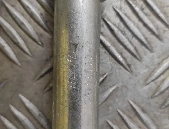 VOLKSWAGEN Polo 6 generation (2017-2024) Око кільце буксира 6K0803615C 31610805