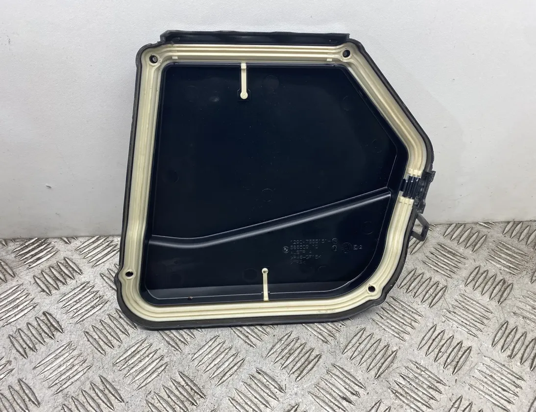 BMW 5 Series F10/F11 (2009-2017) Кришка блоку запобіжників 12907555151,7555151 23842269