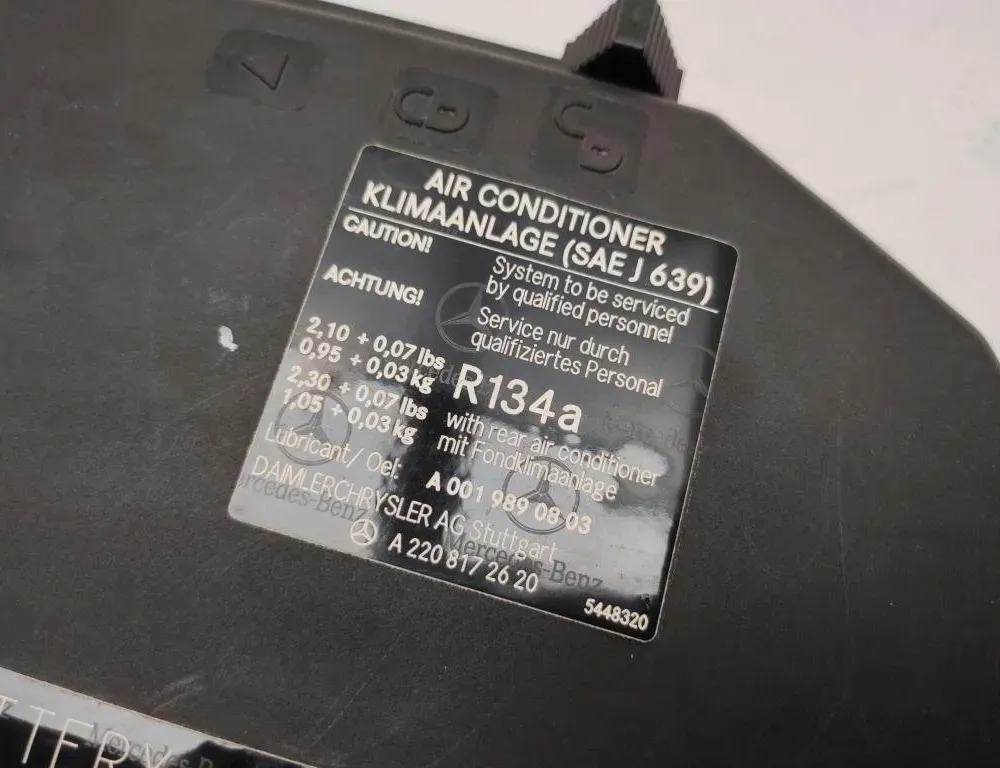 MERCEDES-BENZ S-Class W220 (1998-2005) Кришка блоку запобіжників 2205400182,A2205400182 28370514