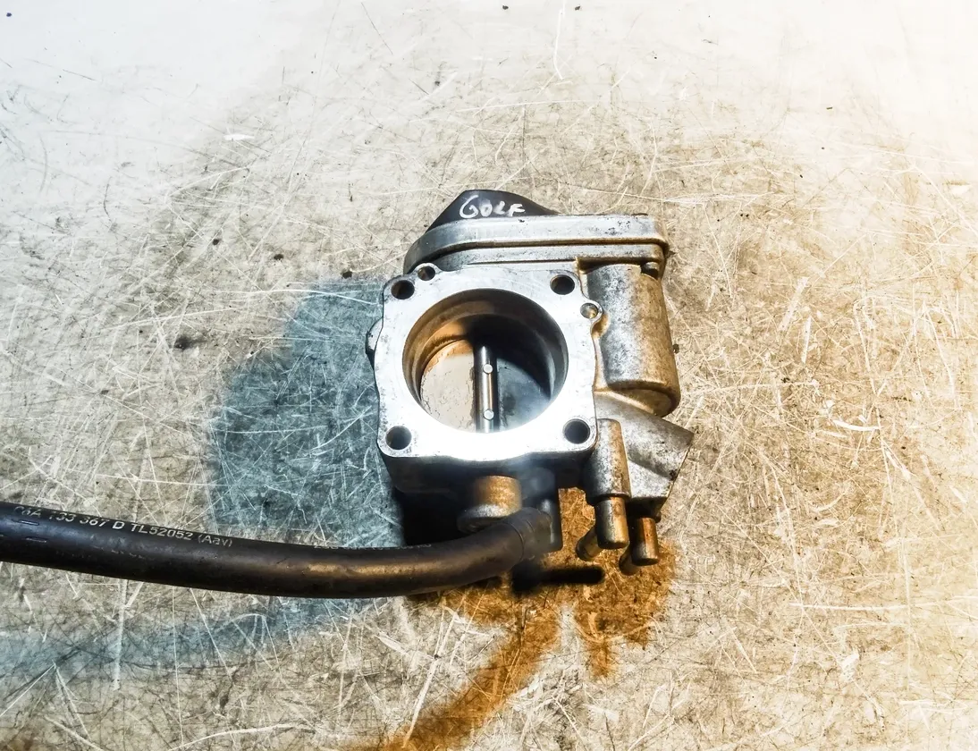 VOLKSWAGEN Golf 6 generation (2008-2015) Дроссельная заслонка 06A133062AT 13955105