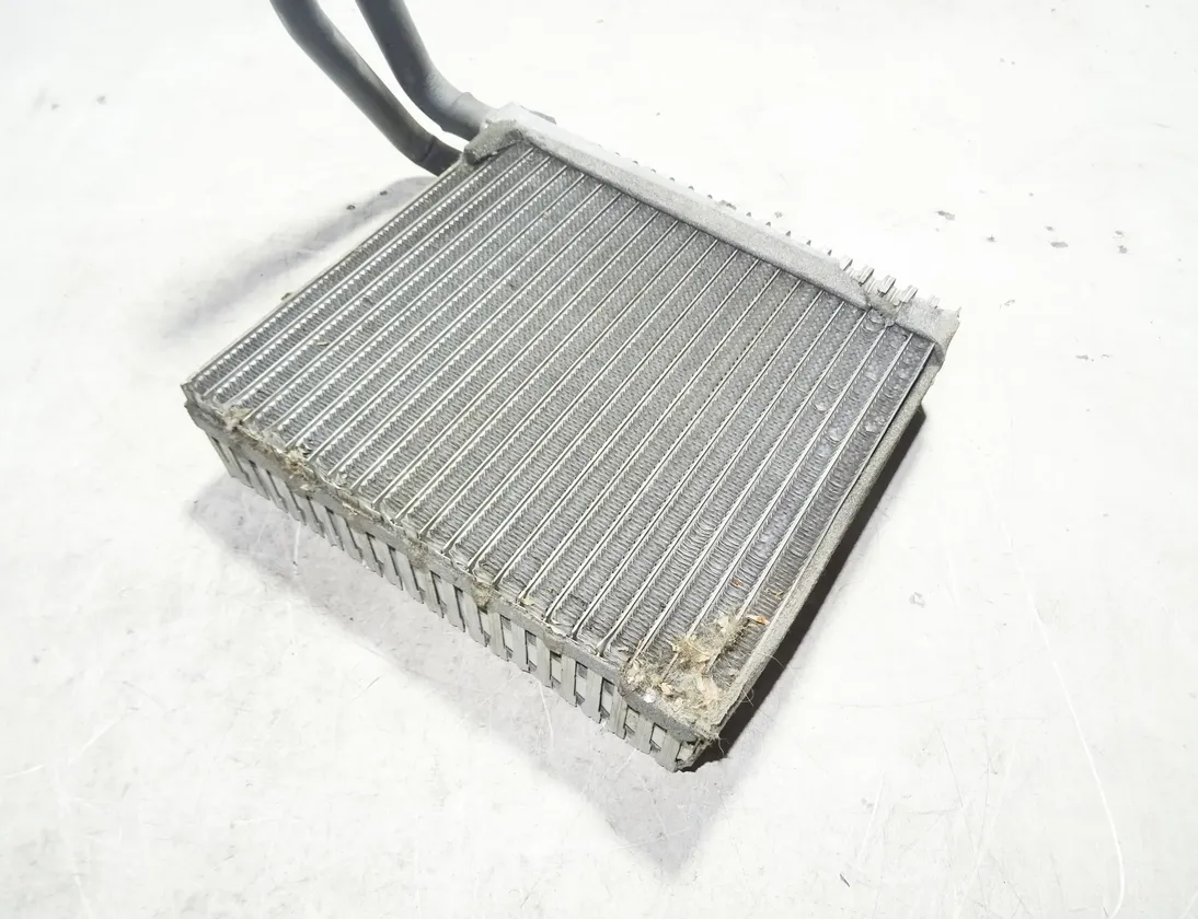 VOLVO C30 1 generation (2006-2013) Радиатор кондиционера 4M5H19860AE 15430407