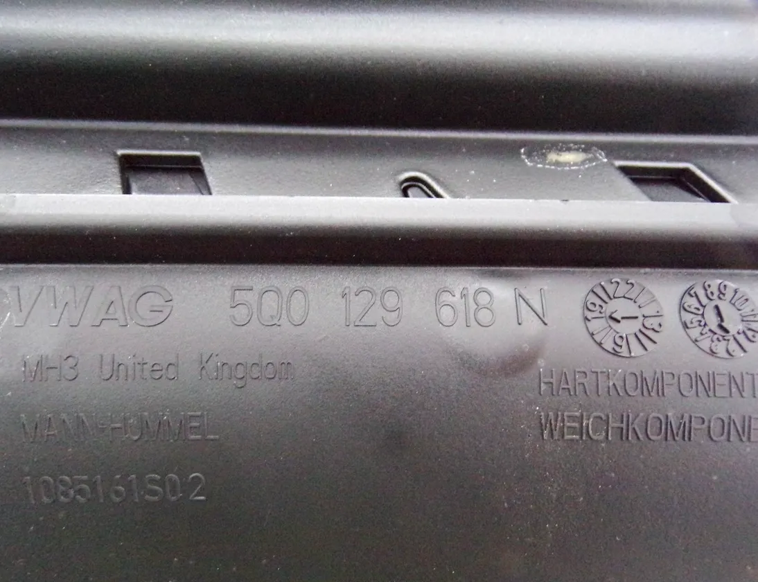 AUDI Q3 F3 (2018-2024) Коробка повітряного фільтра 5Q0129607AA,5Q0129601BP,5Q0129618N,03L906461A 35109692