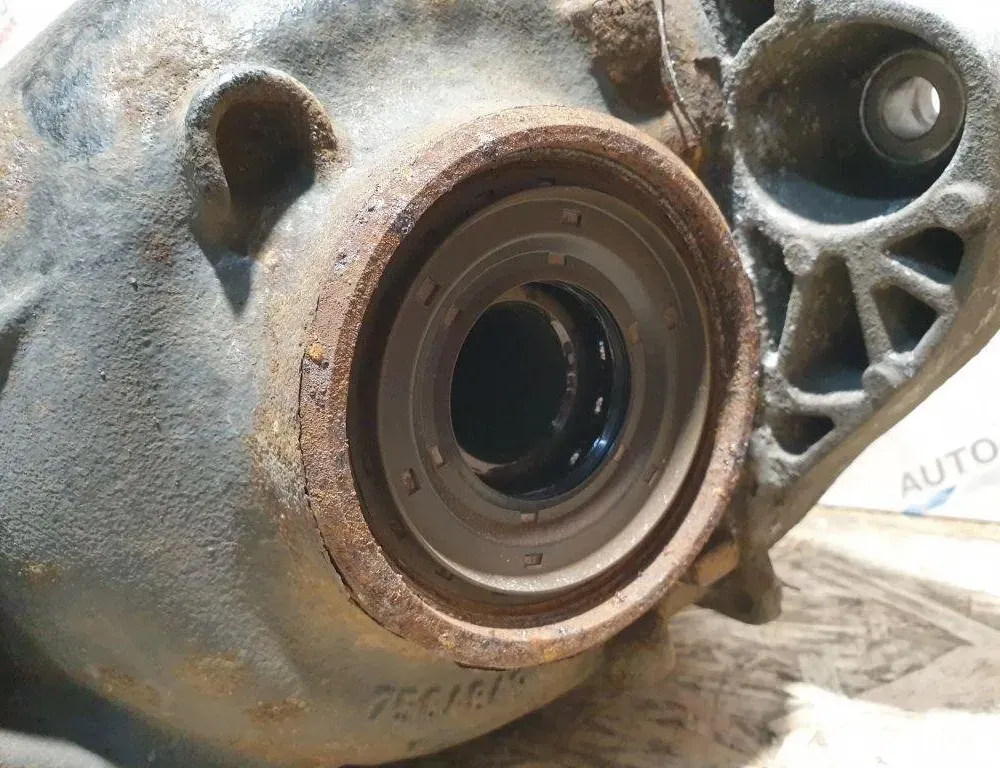 BMW 3 Series Gran Turismo F34 (2013-2017) Задній диференціал 7544873,256,7544874 32246350