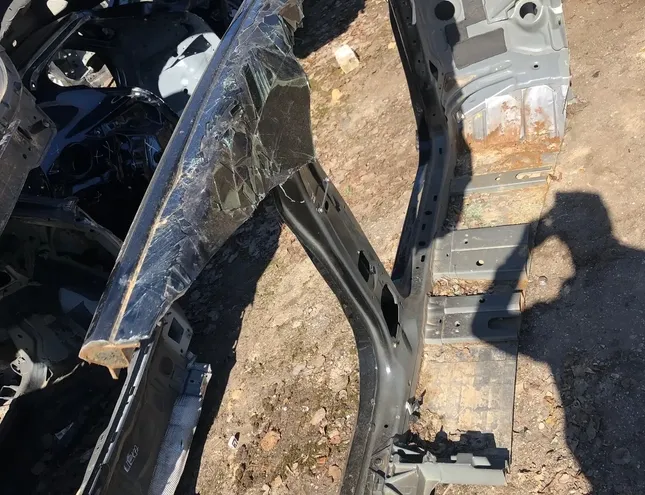 TESLA Model Y 1 generation (2020-2024) Ліва передня чверть 34989461