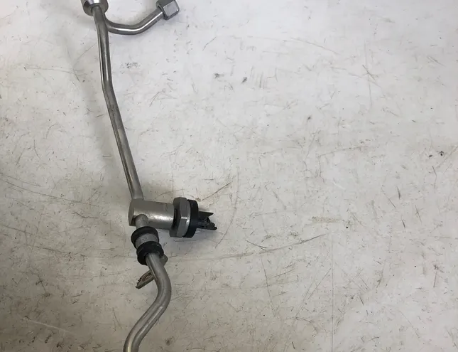 BMW X3 M F97 (2019-2023) Датчик давления топлива 7622231 35107131